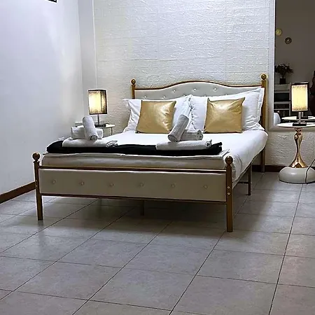 Arryanna فندق مبيت وإفطار 4*